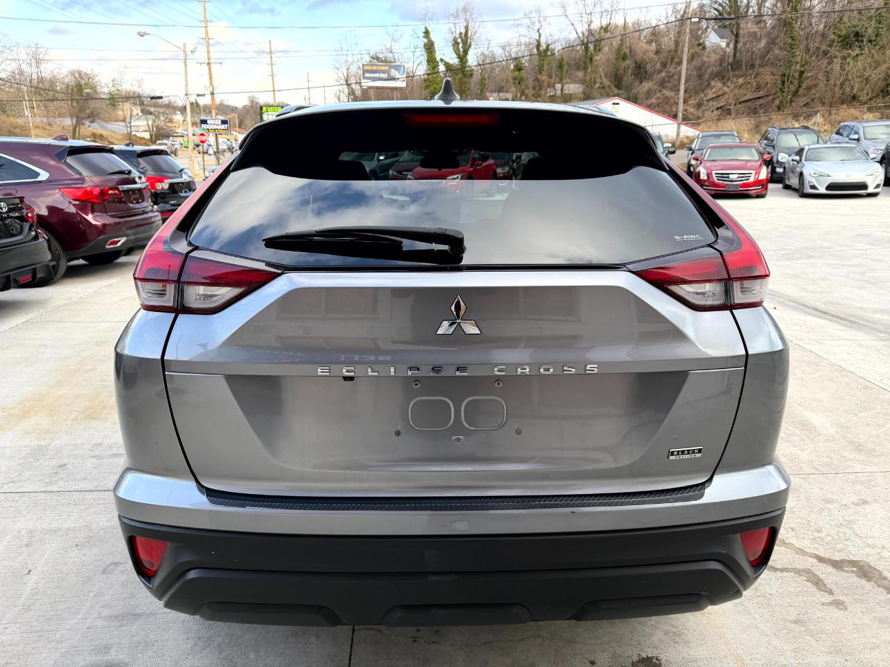 Mitsubishi Eclipse Cross  2024