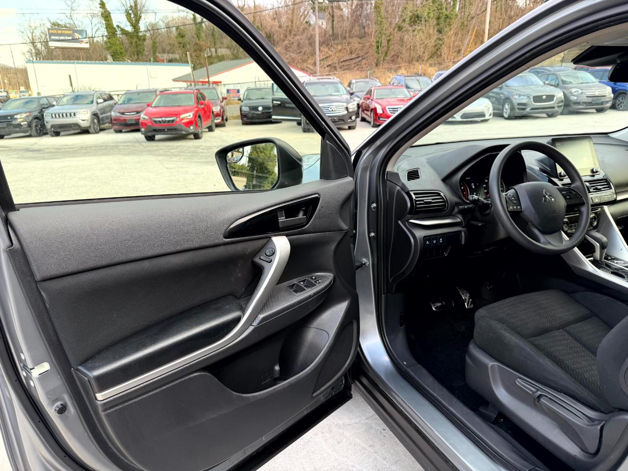 Mitsubishi Eclipse Cross  2024