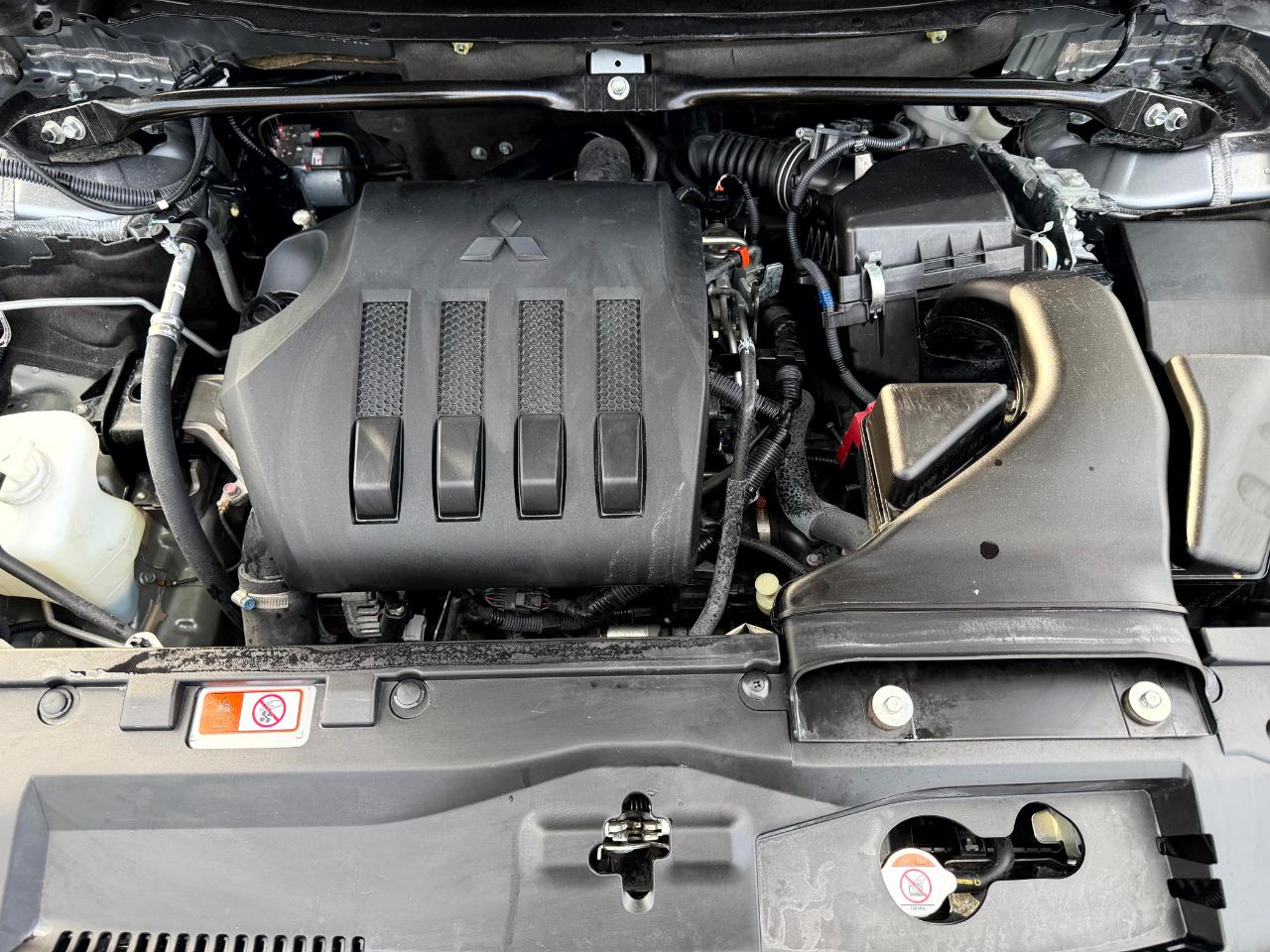 Mitsubishi Eclipse Cross  2024