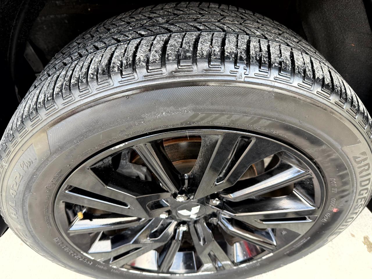 Mitsubishi Eclipse Cross  2024