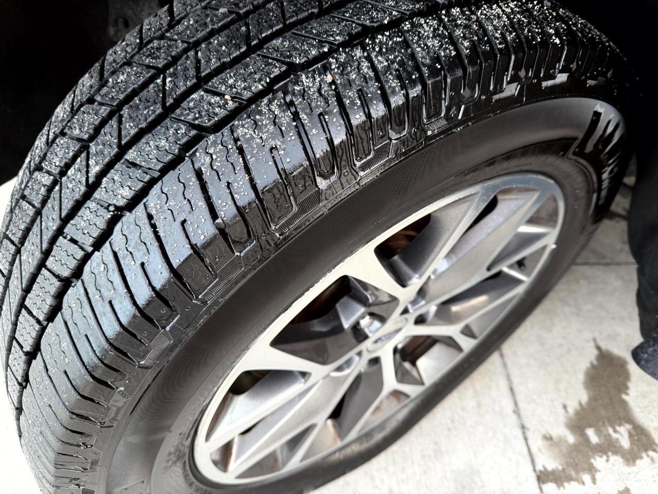 Ford Expedition XLT 4WD 2017