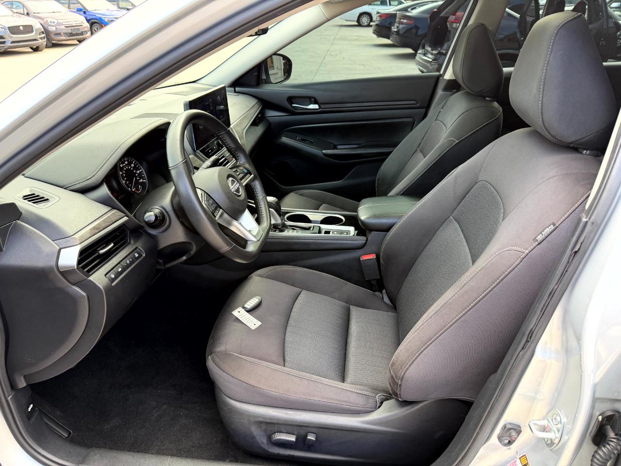 Nissan Altima 2.5 SV 2024