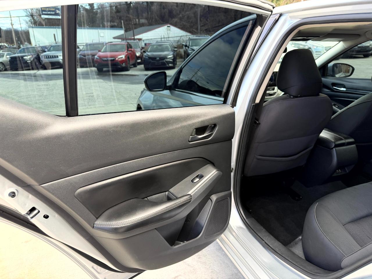 Nissan Altima 2.5 SV 2024