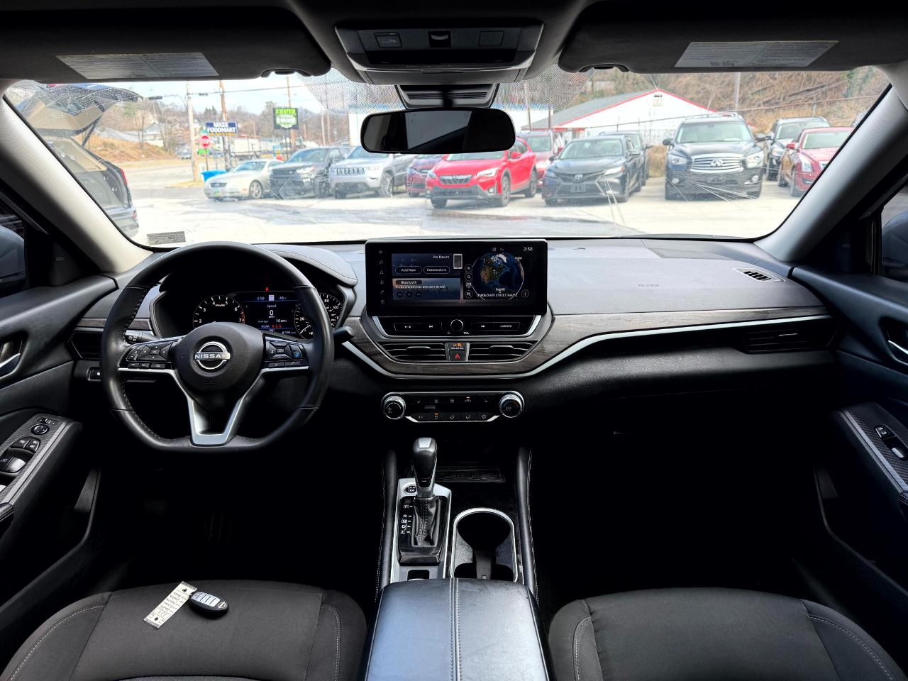 Nissan Altima 2.5 SV 2024