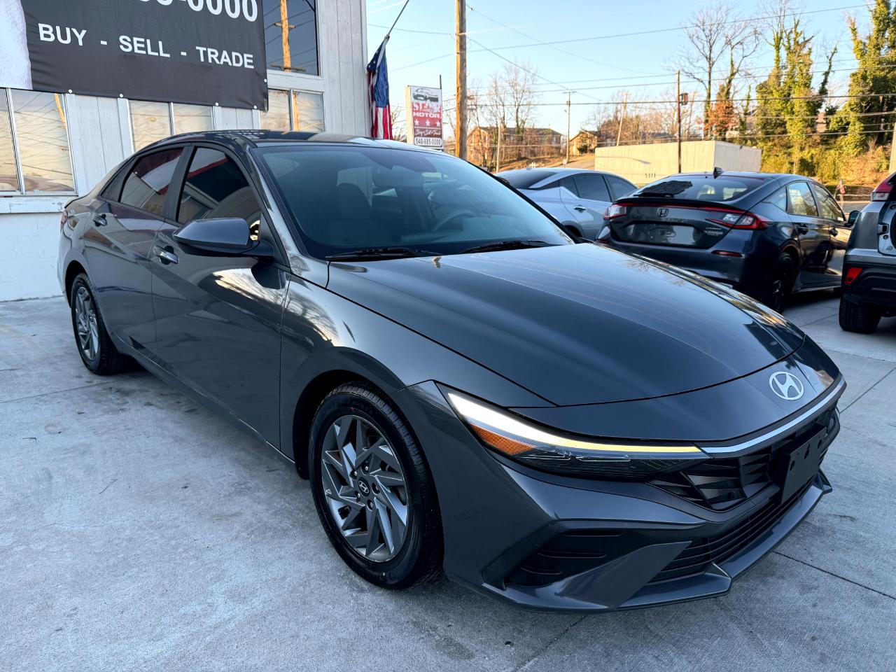 Hyundai Elantra SEL 2024