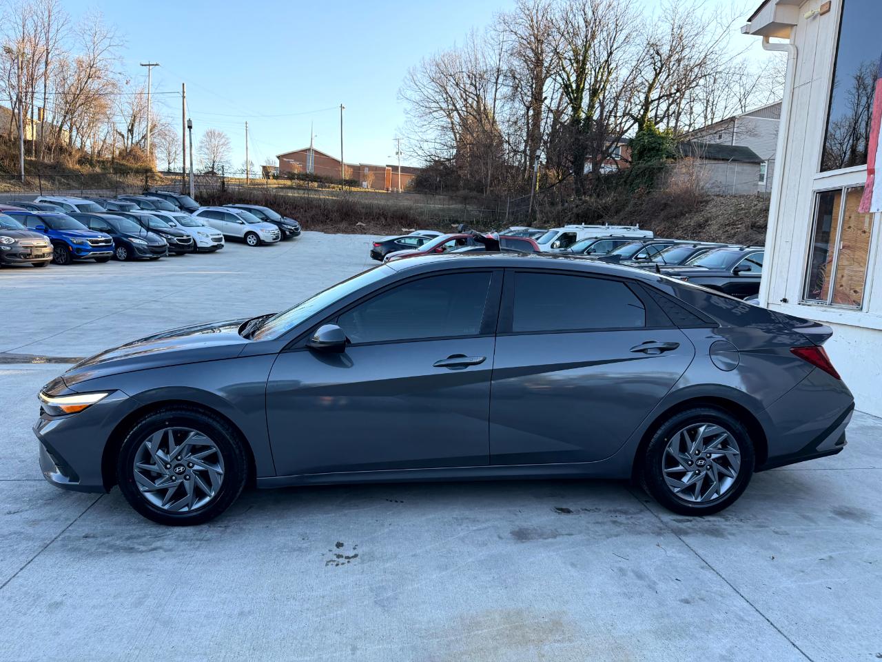 Hyundai Elantra SEL 2024