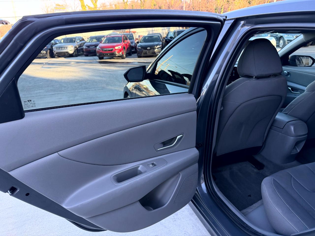 Hyundai Elantra SEL 2024