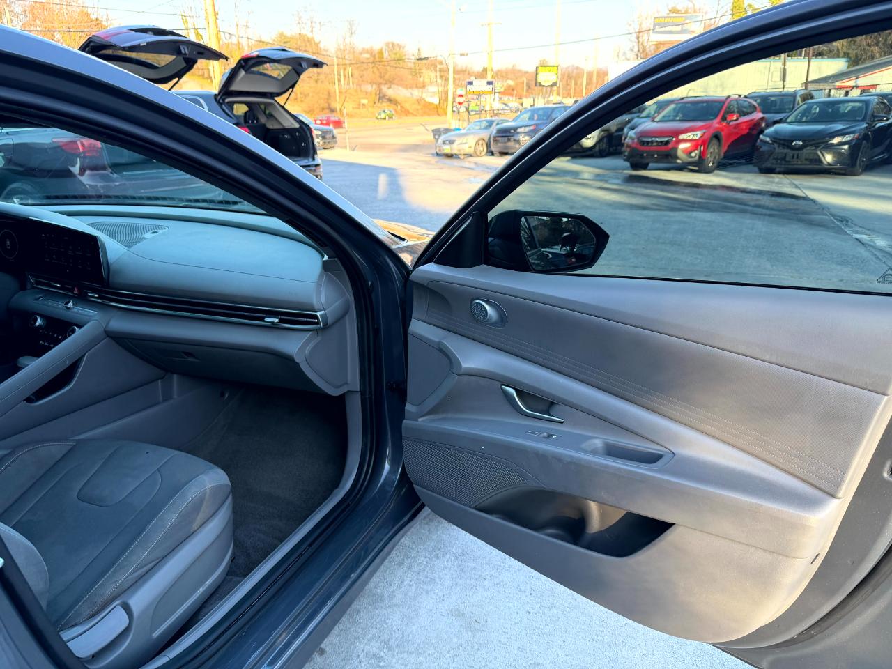 Hyundai Elantra SEL 2024