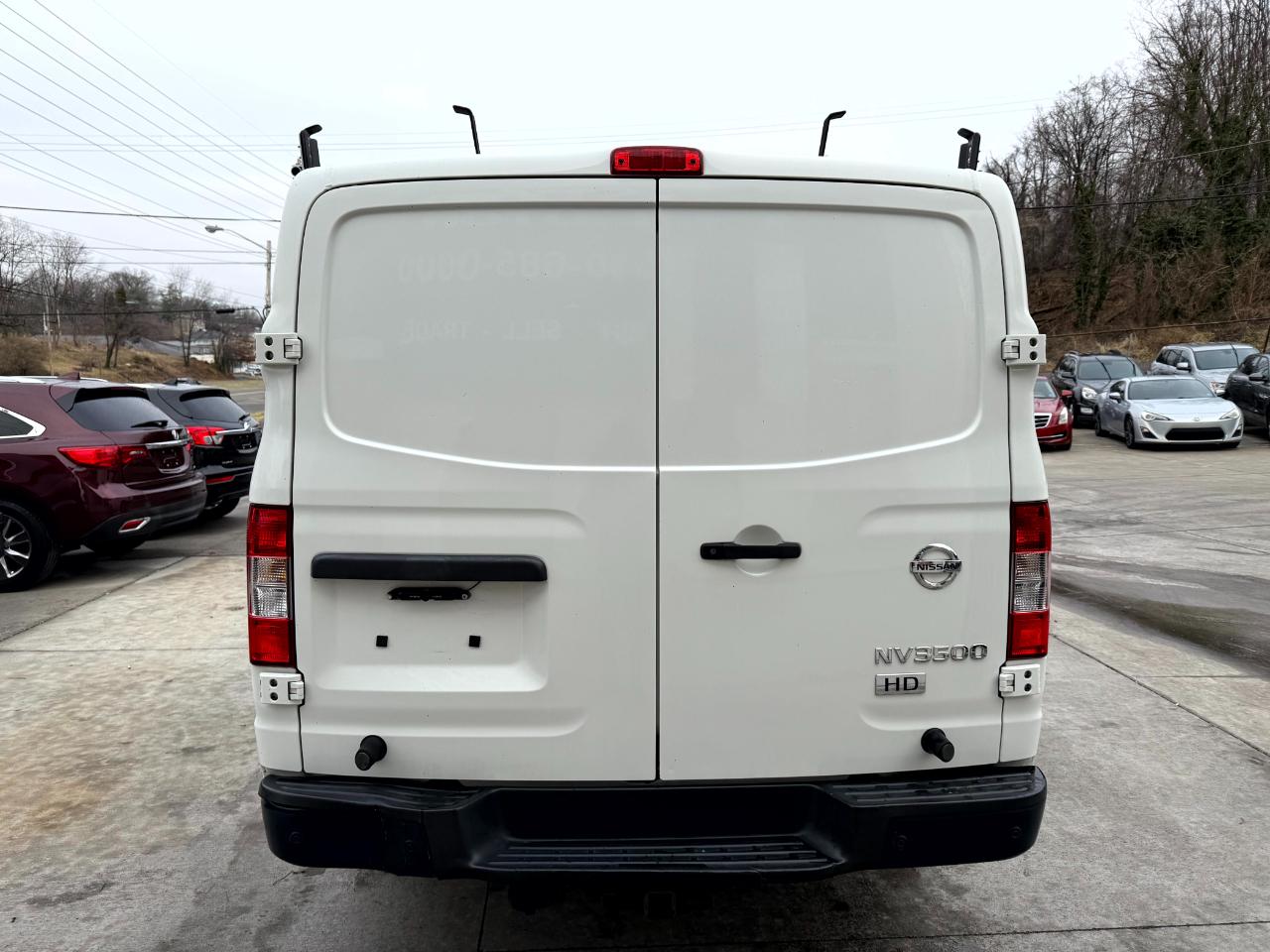 Nissan NV Cargo 3500 HD SV 2016