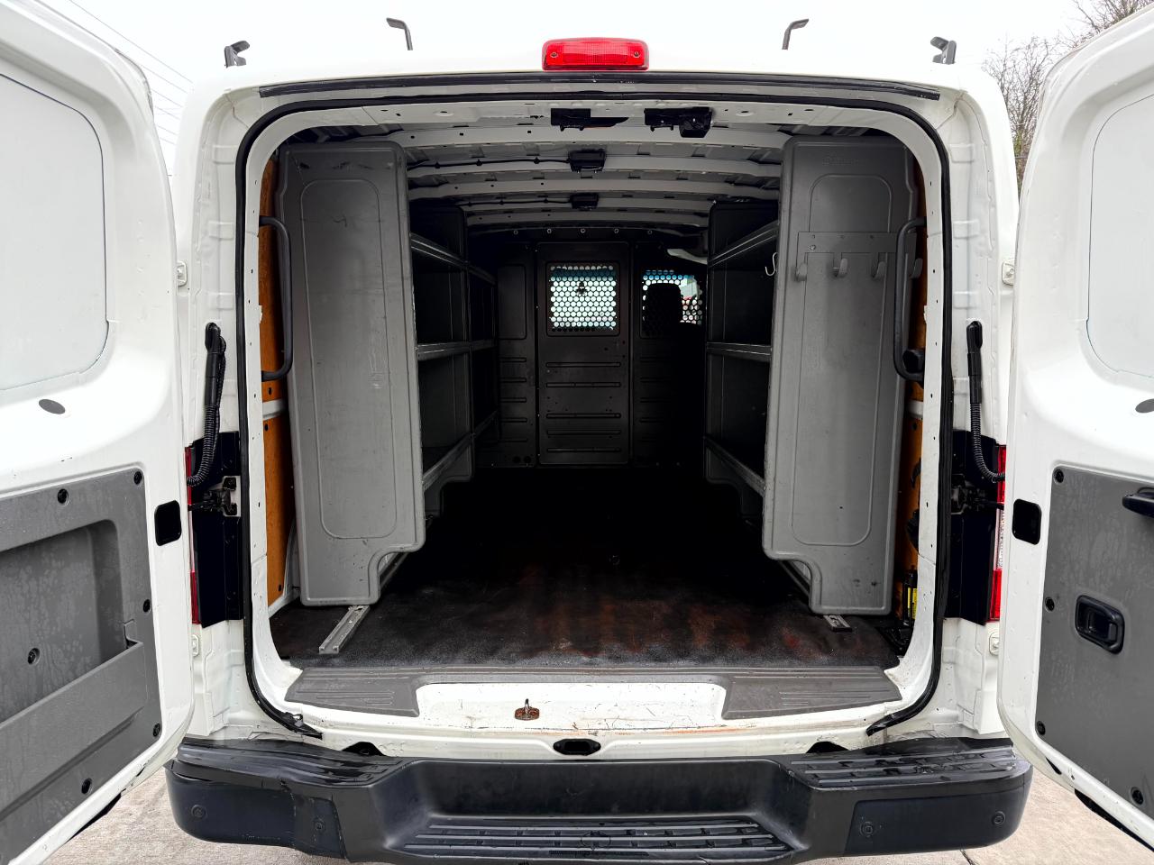Nissan NV Cargo 3500 HD SV 2016