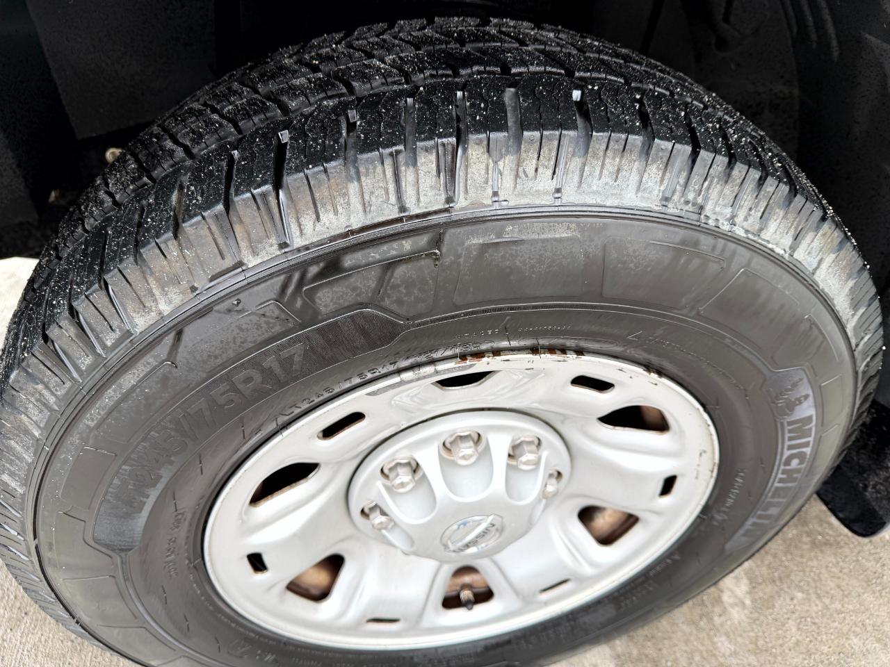 Nissan NV Cargo 3500 HD SV 2016