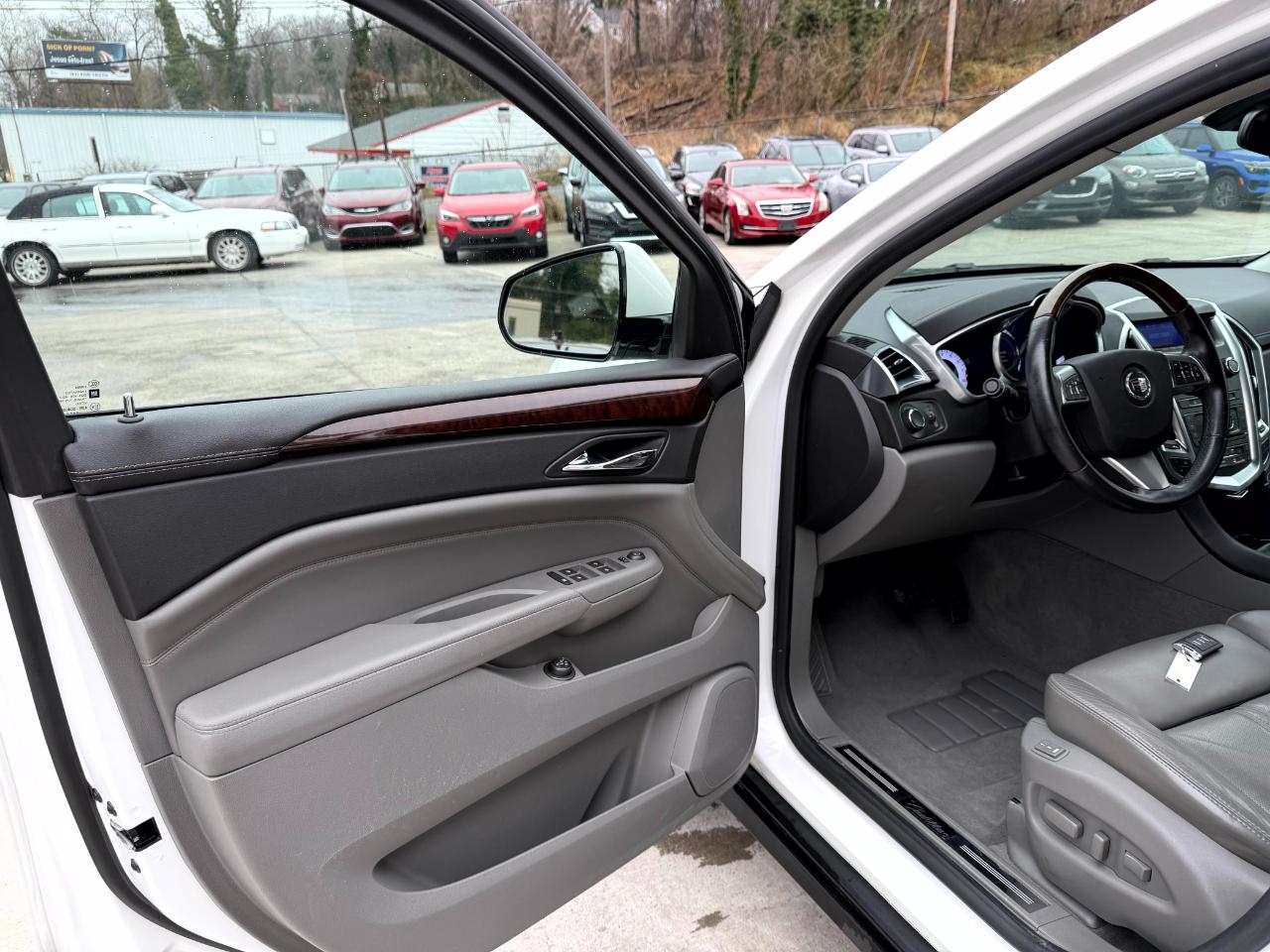 Cadillac SRX Luxury Collection 2010