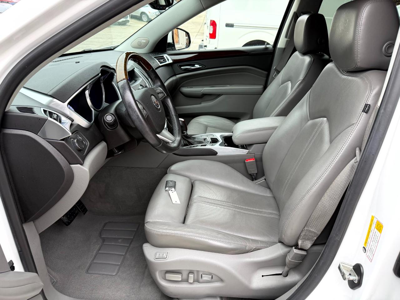 Cadillac SRX Luxury Collection 2010