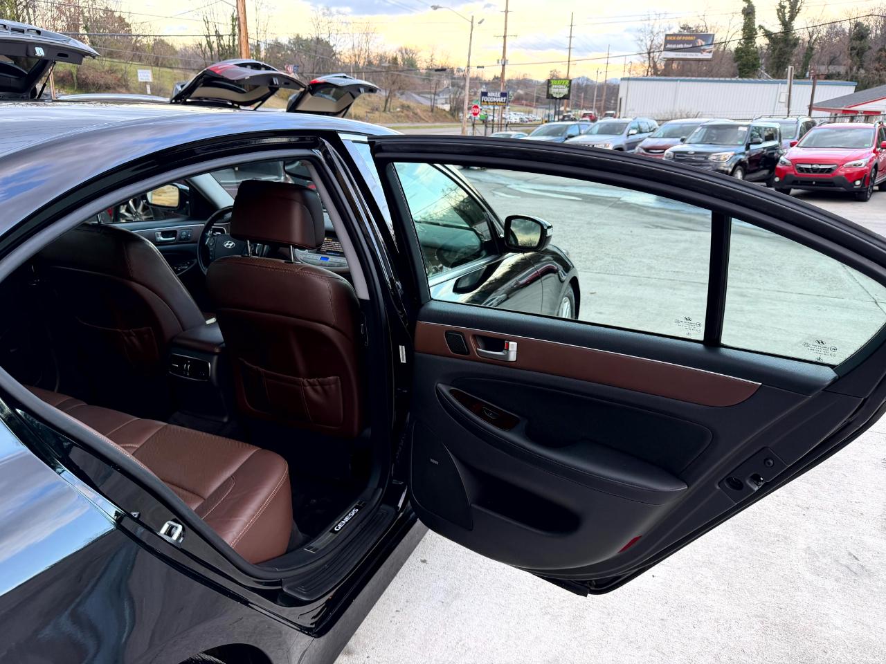 Hyundai Genesis 4.6L 2012