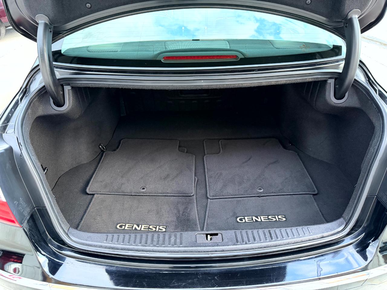 Hyundai Genesis 4.6L 2012