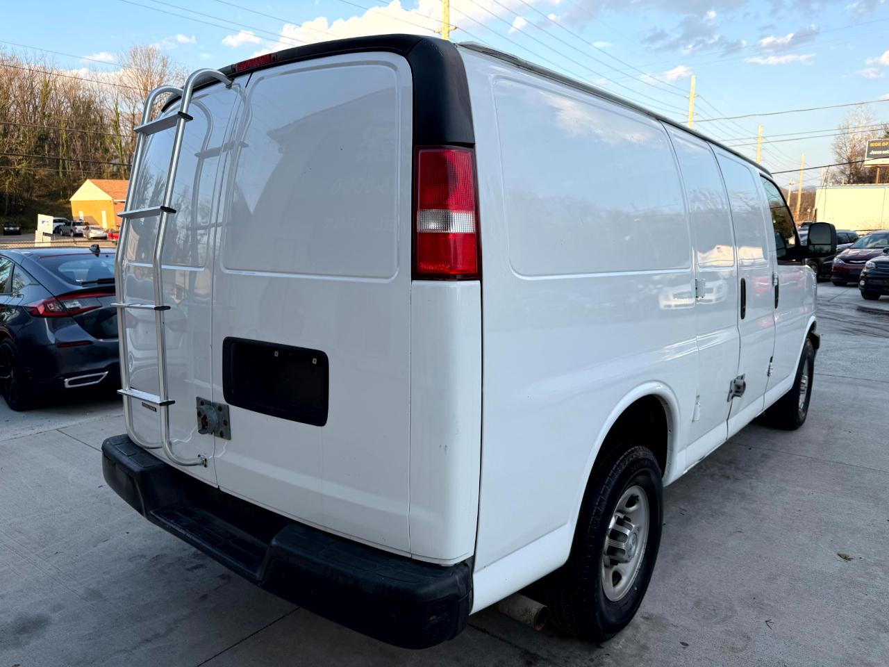 Chevrolet Express 3500 Cargo 2016