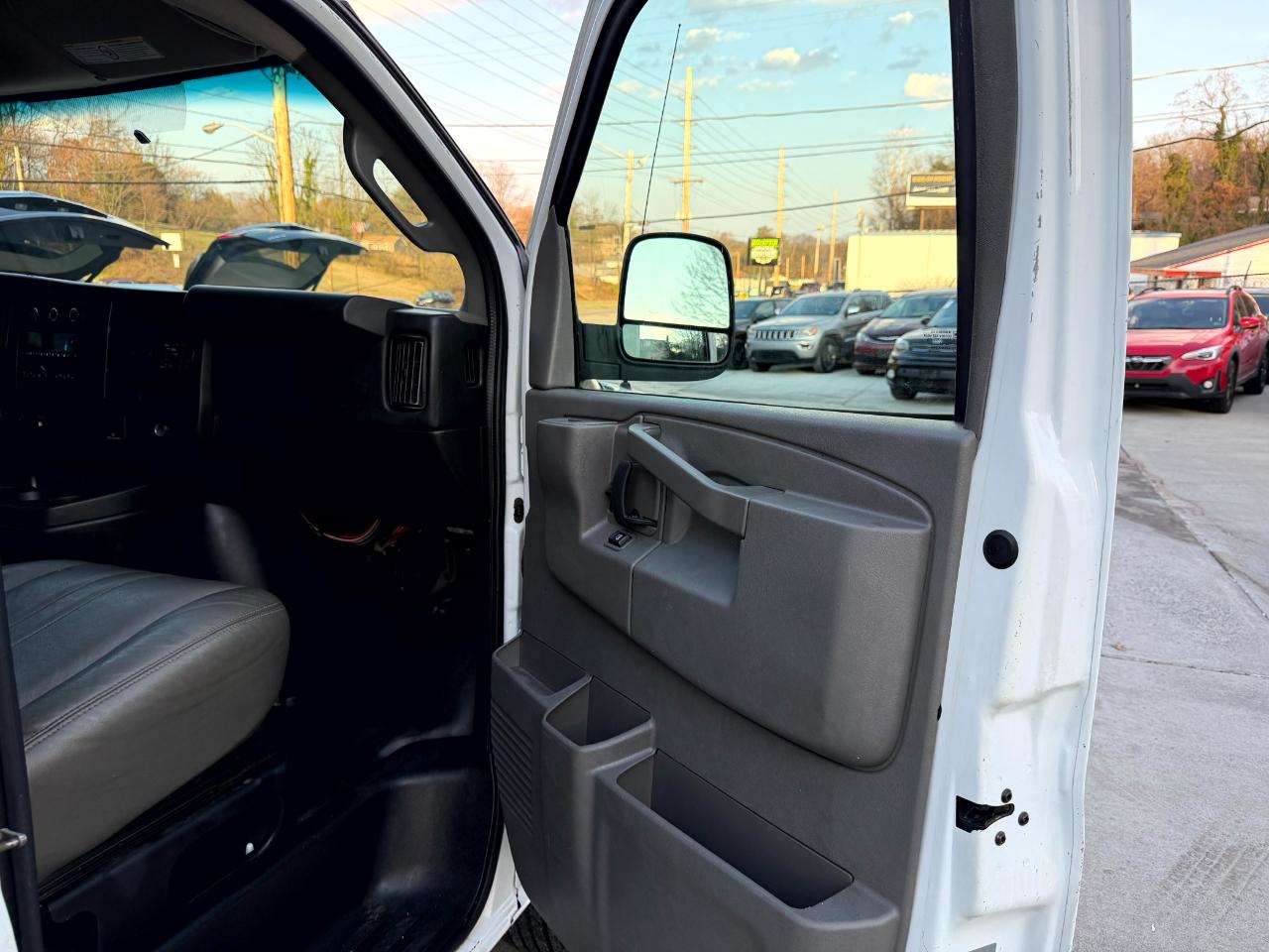 Chevrolet Express 3500 Cargo 2016