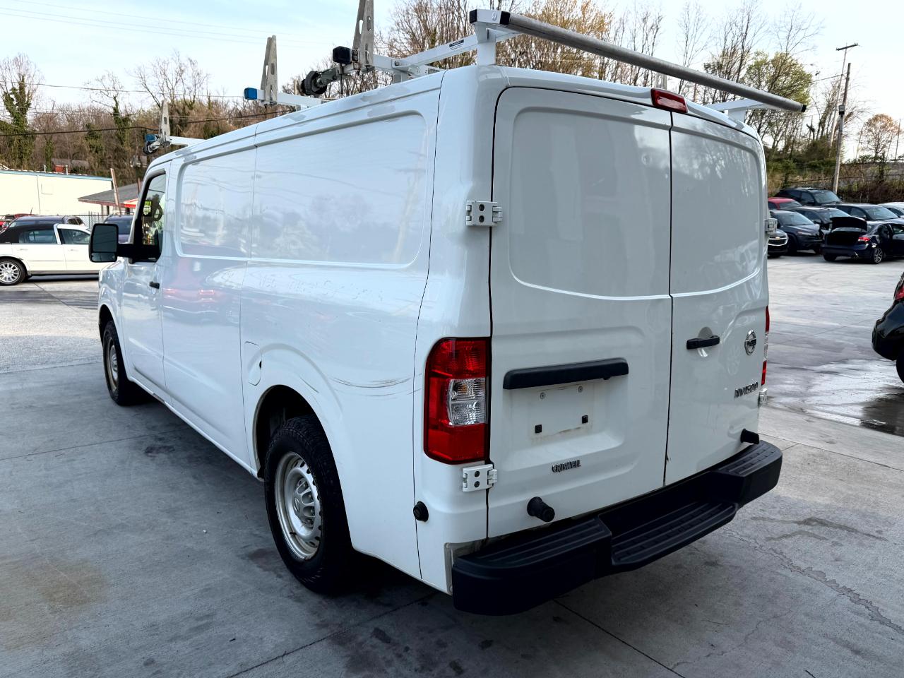Nissan NV Cargo 1500 SV 2018