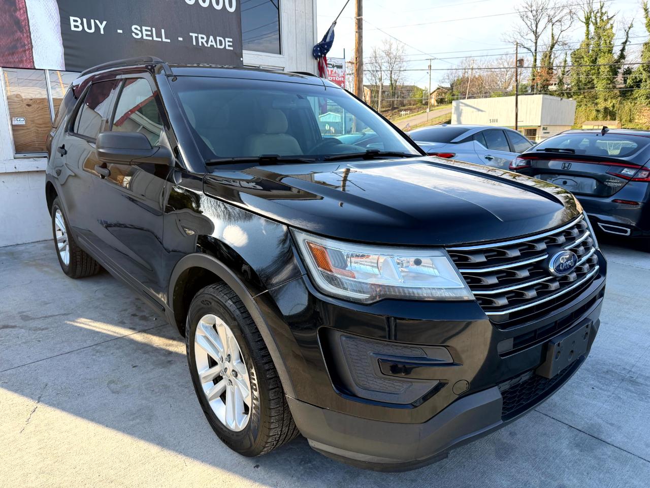 Ford Explorer Base 4WD 2016