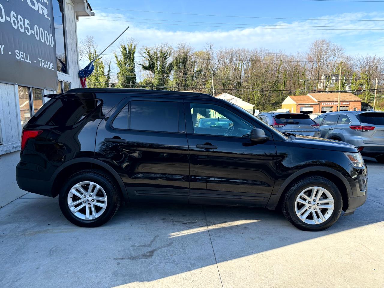 Ford Explorer Base 4WD 2016