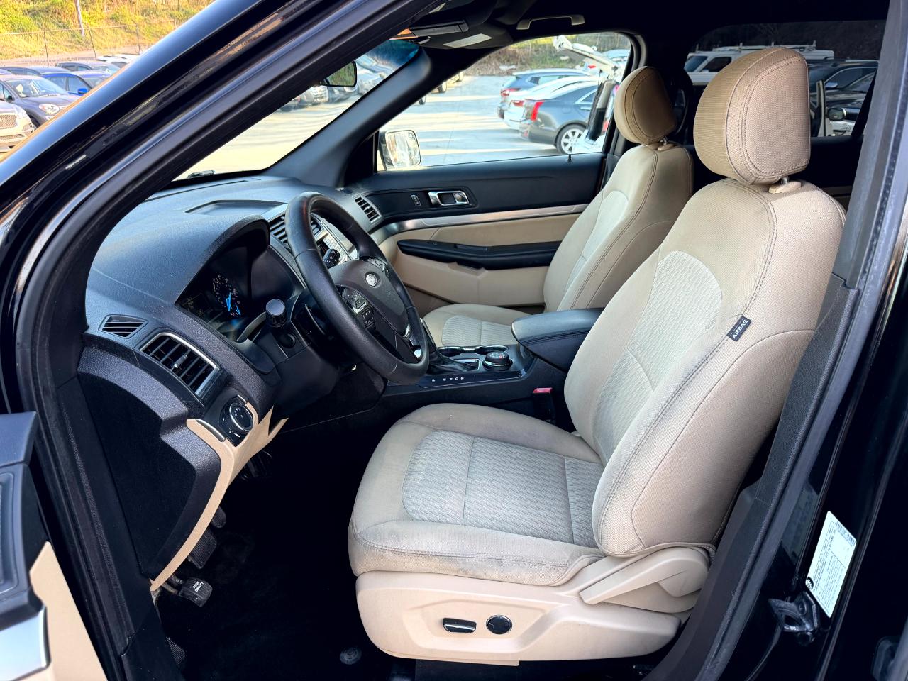 Ford Explorer Base 4WD 2016