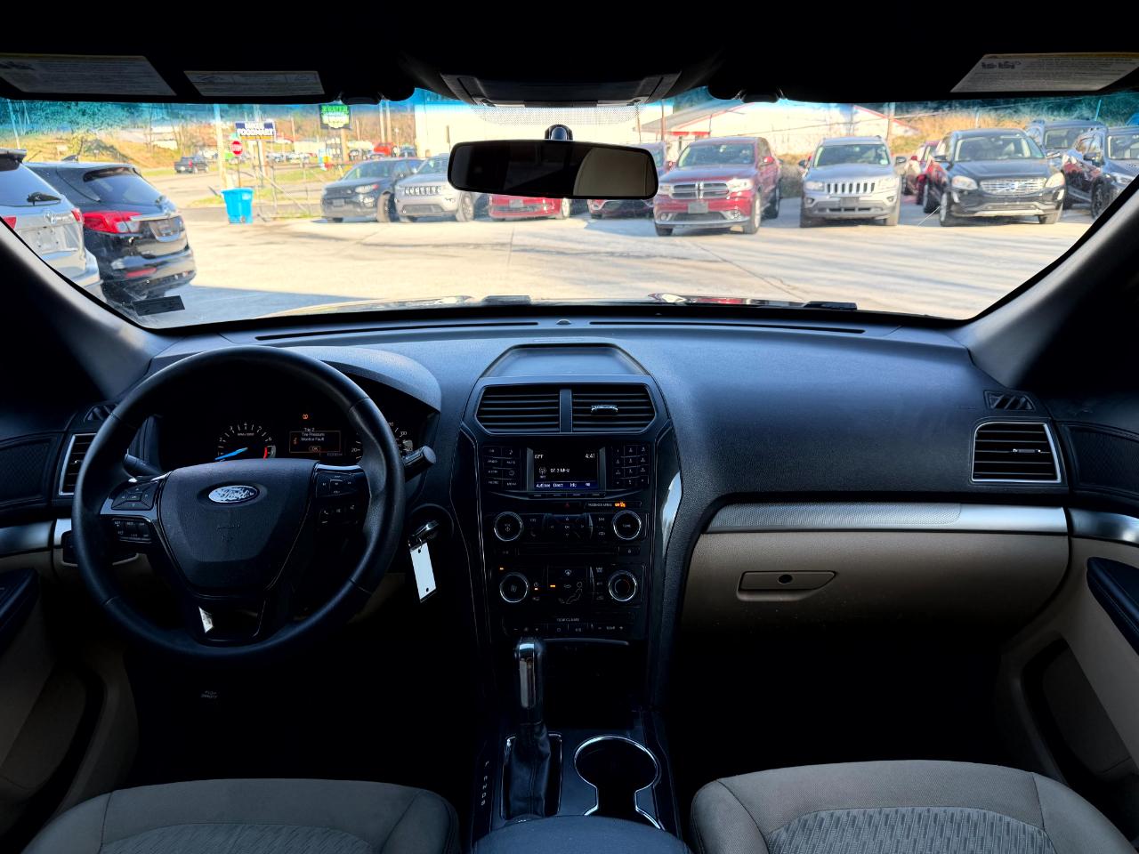 Ford Explorer Base 4WD 2016