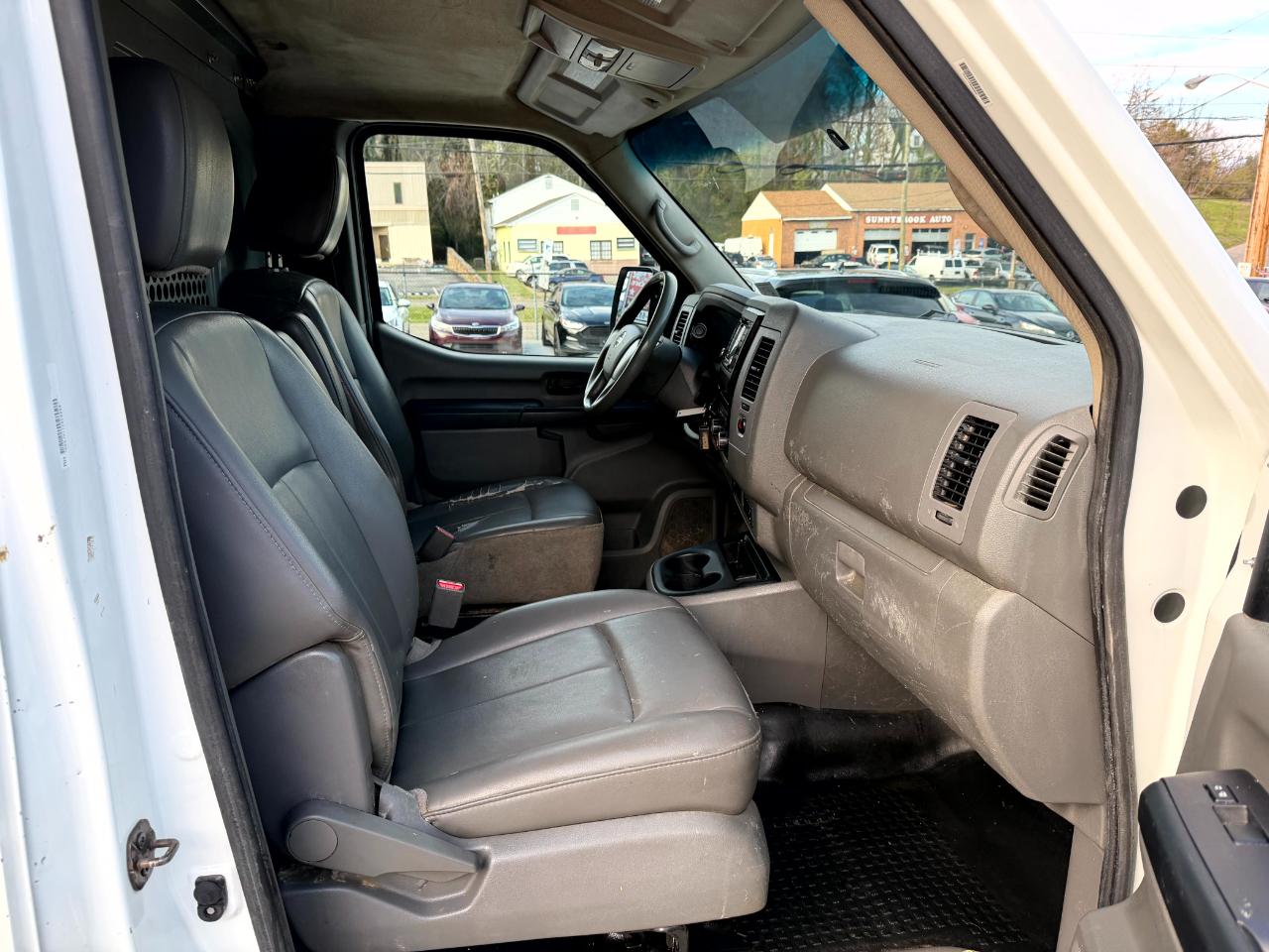 Nissan NV Cargo 1500 S 2018