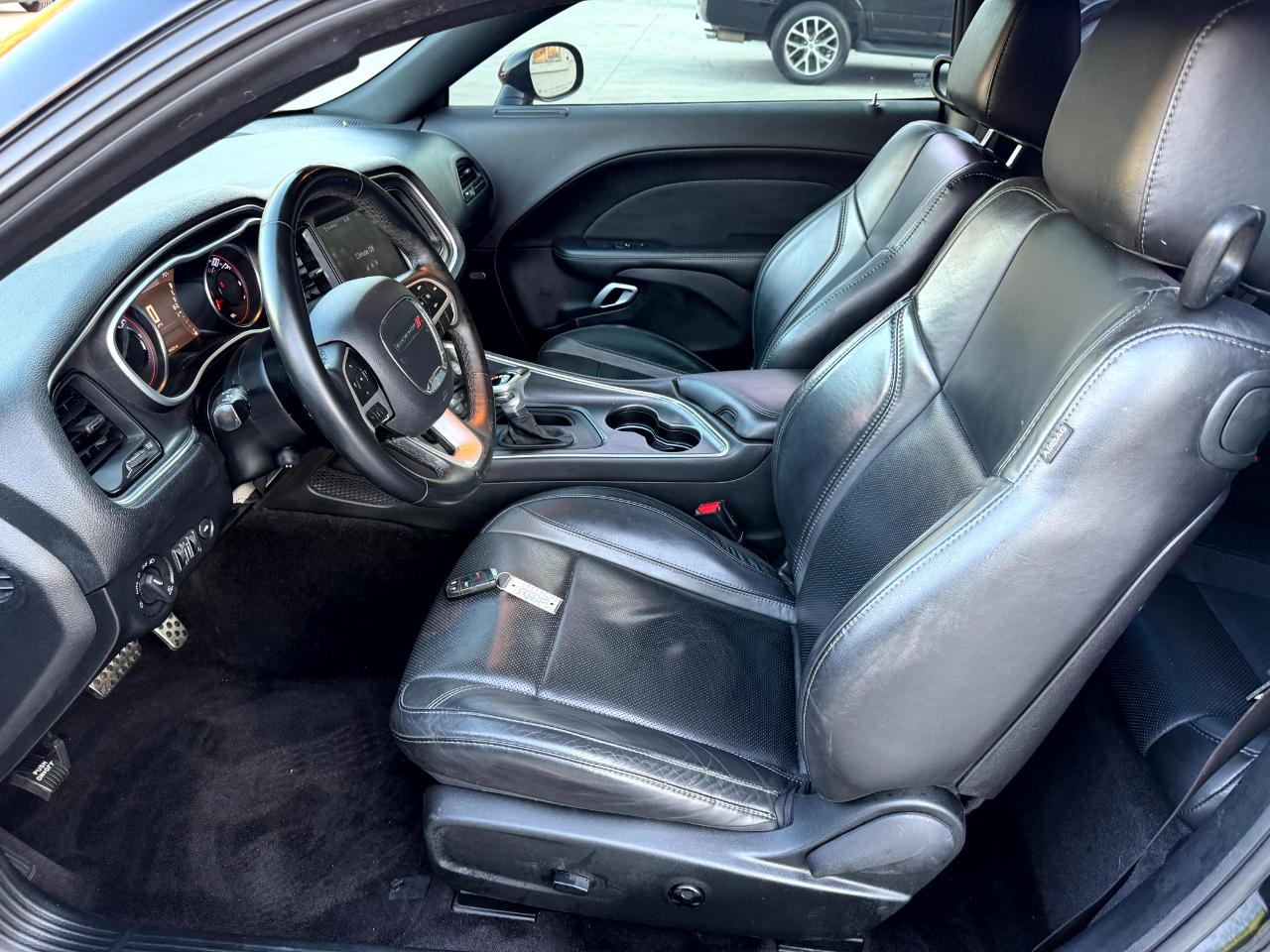 Dodge Challenger SXT Plus 2018