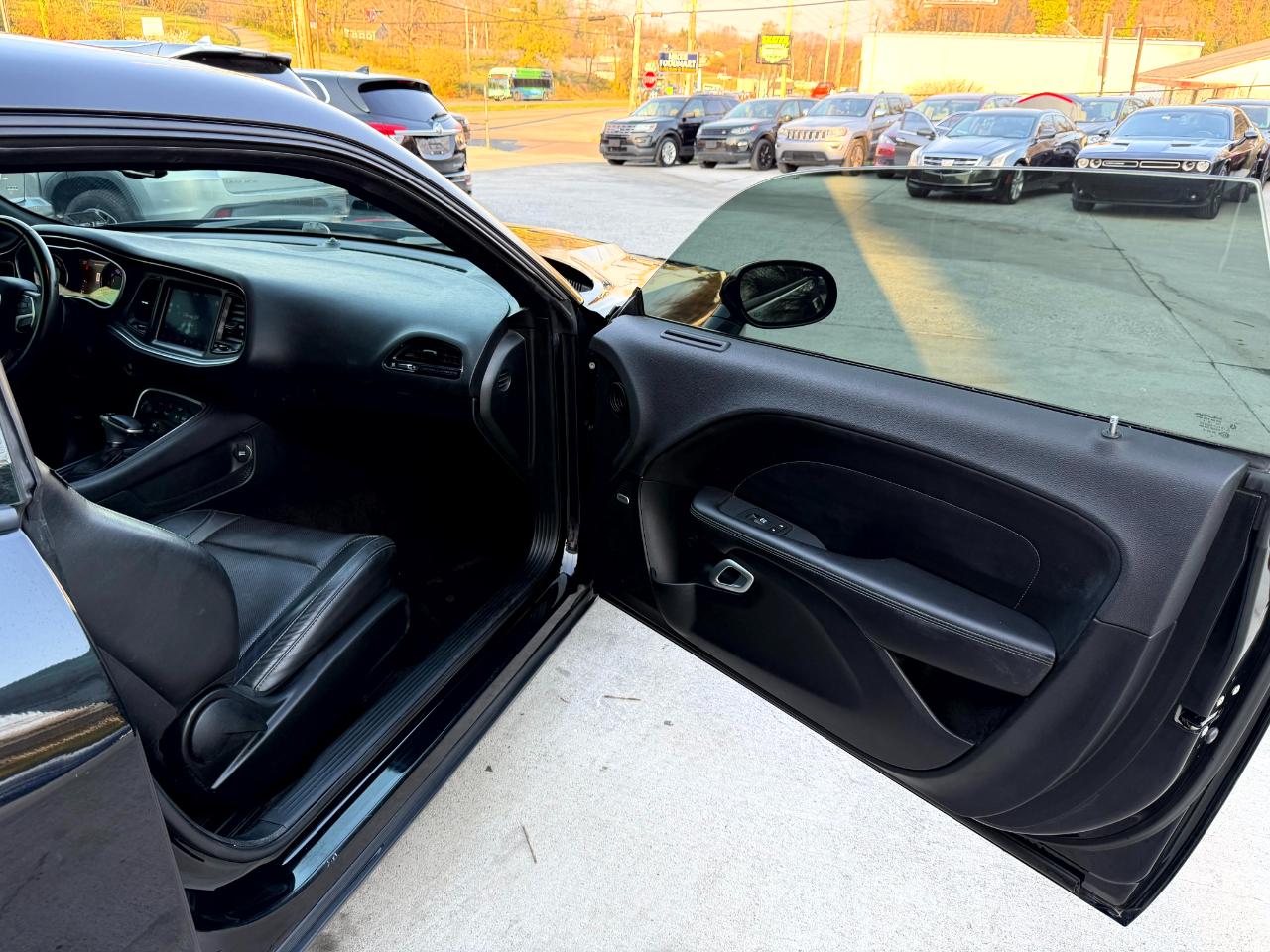 Dodge Challenger SXT Plus 2018