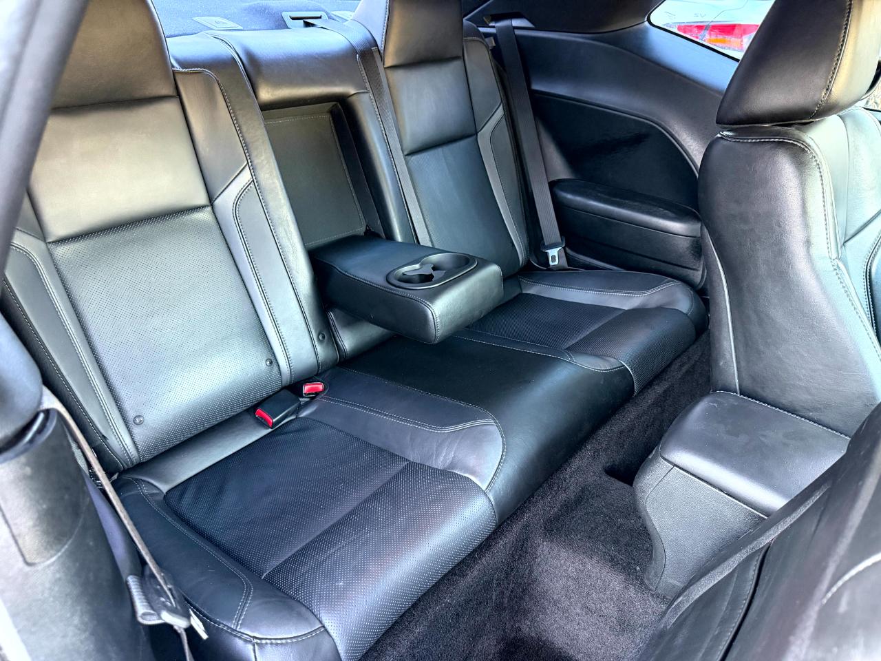 Dodge Challenger SXT Plus 2018