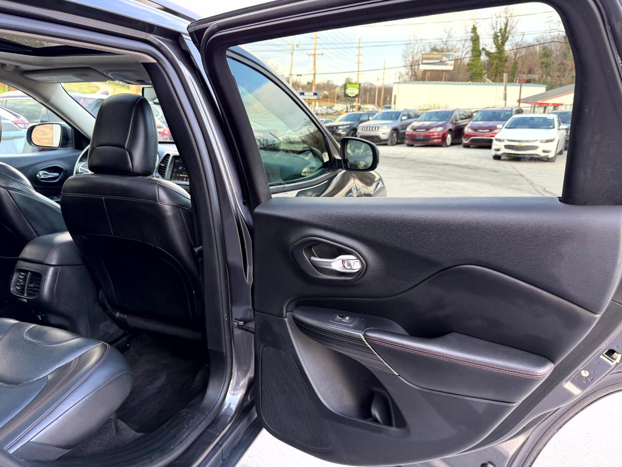 Jeep Cherokee Trailhawk 4WD 2016