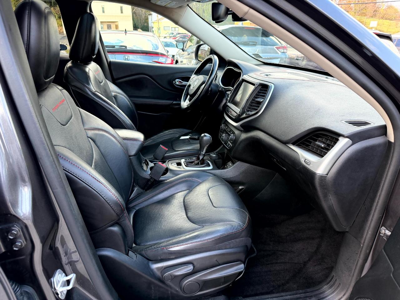 Jeep Cherokee Trailhawk 4WD 2016