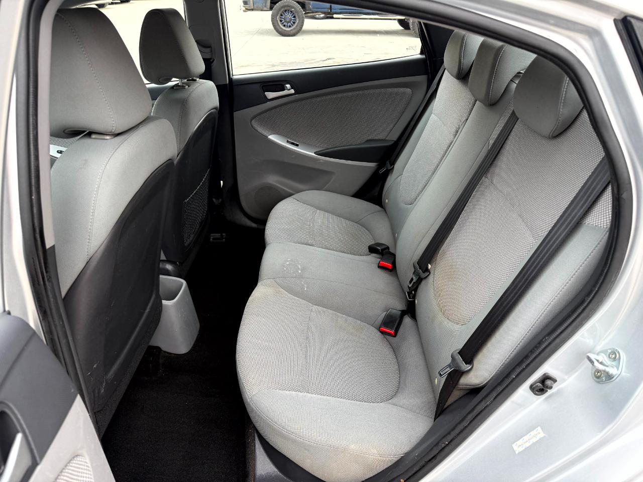 Hyundai Accent GLS 4-Door 2014