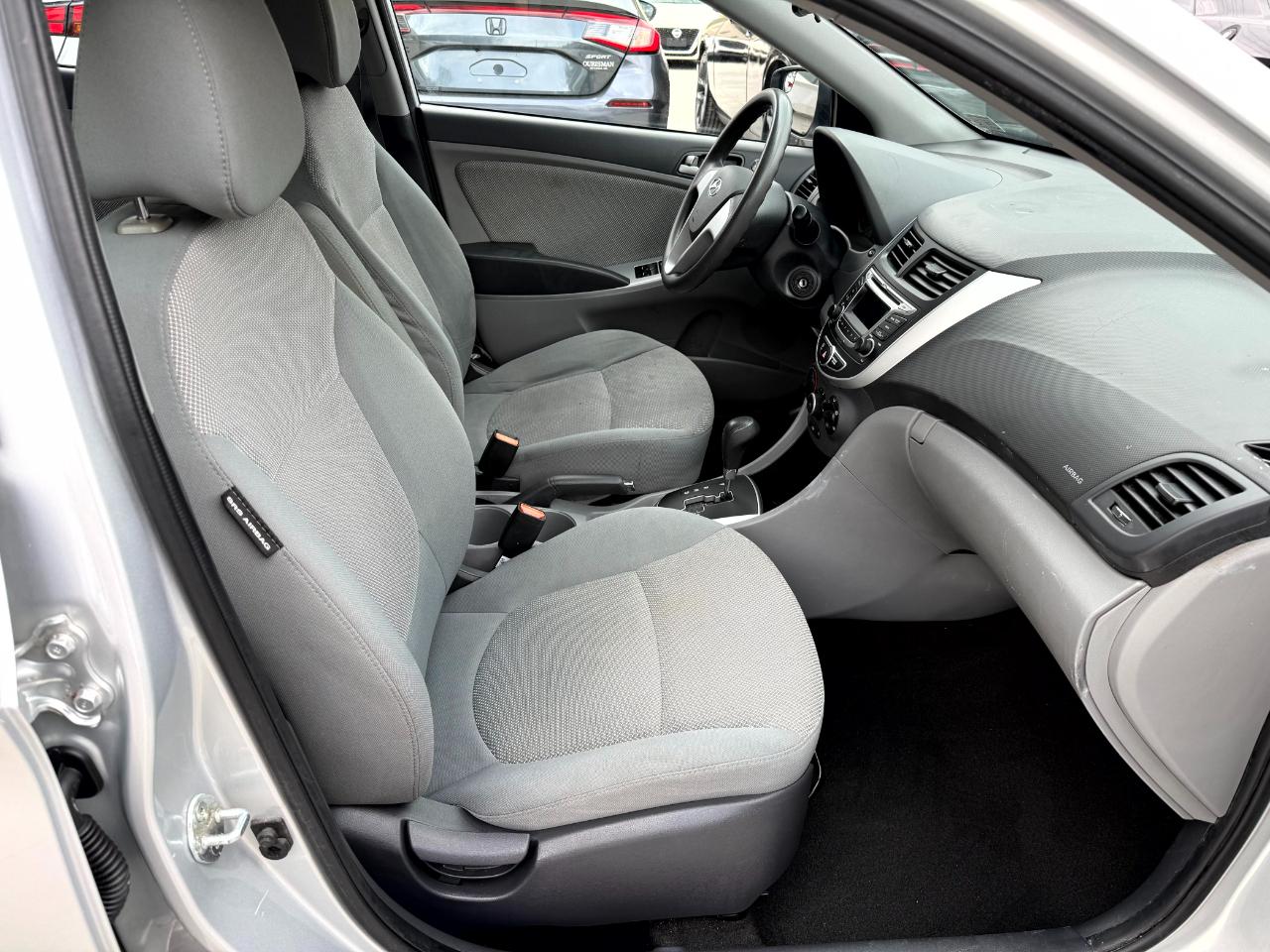 Hyundai Accent GLS 4-Door 2014