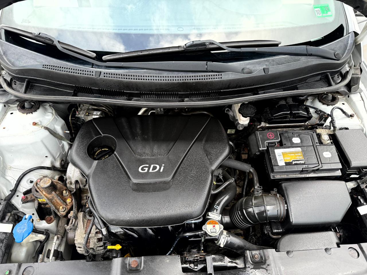 Hyundai Accent GLS 4-Door 2014