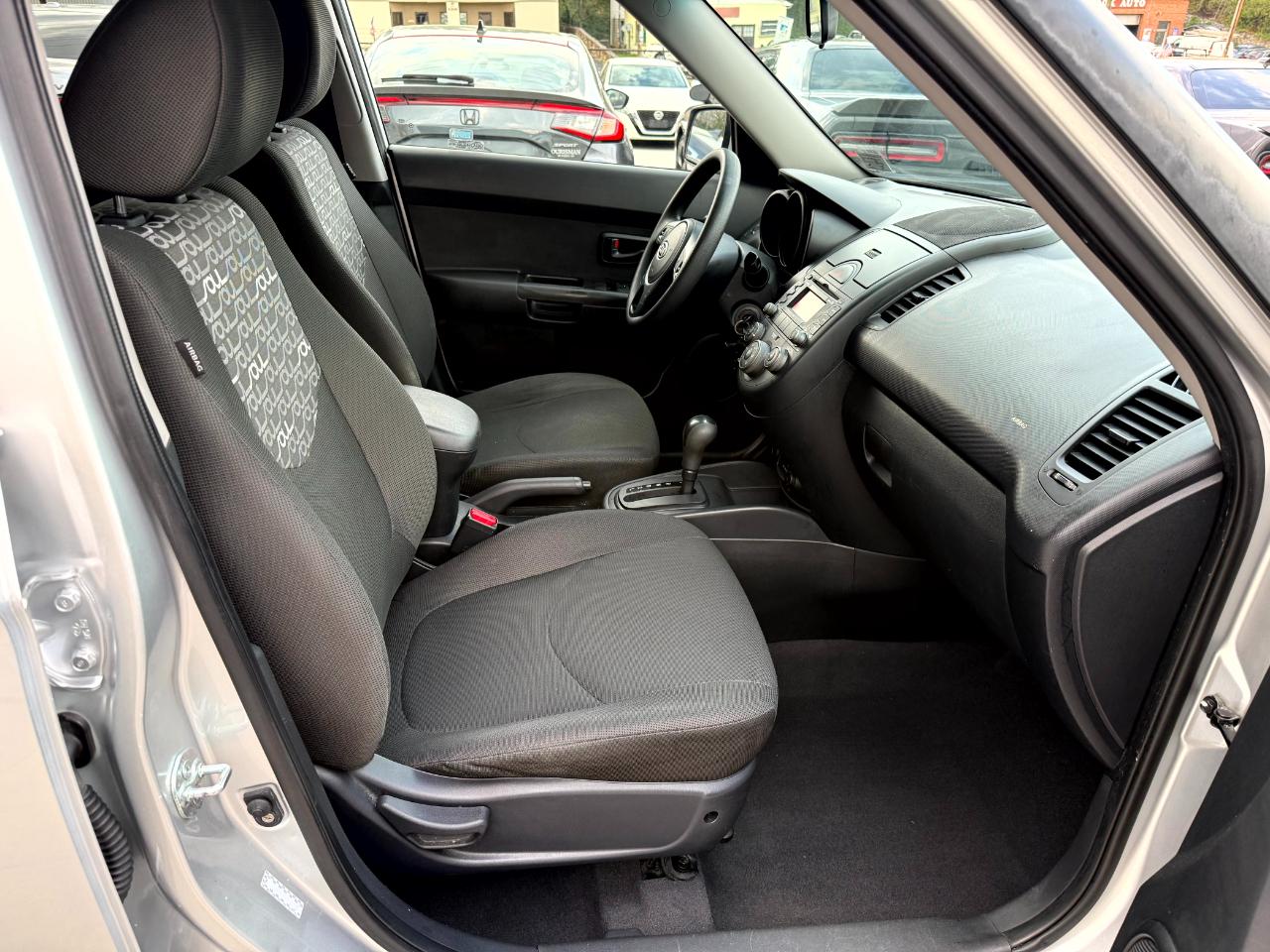 Kia Soul + 2010