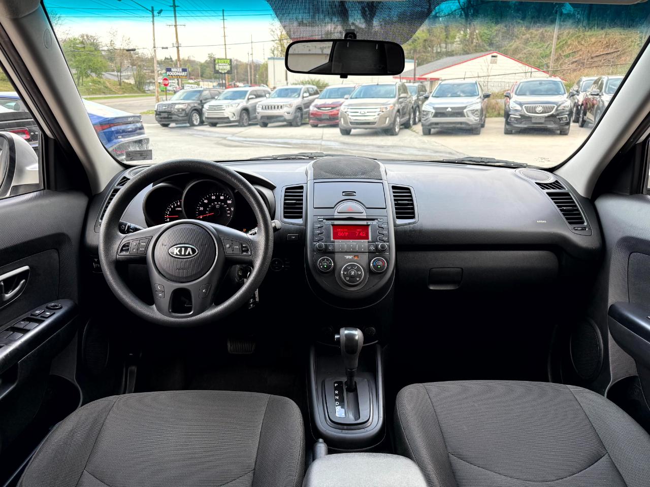 Kia Soul + 2010