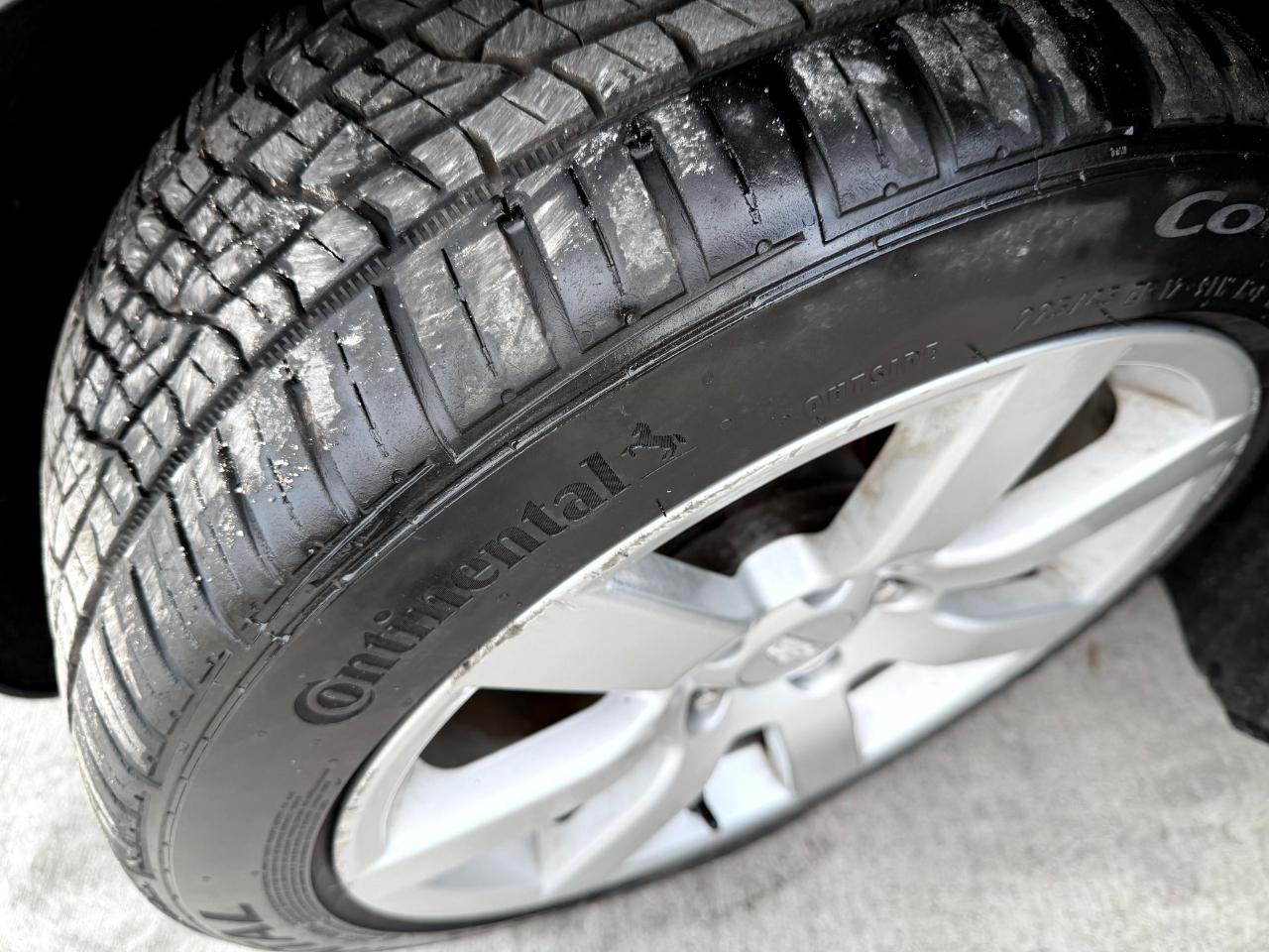 Cadillac ATS 2.5L Standard RWD 2015