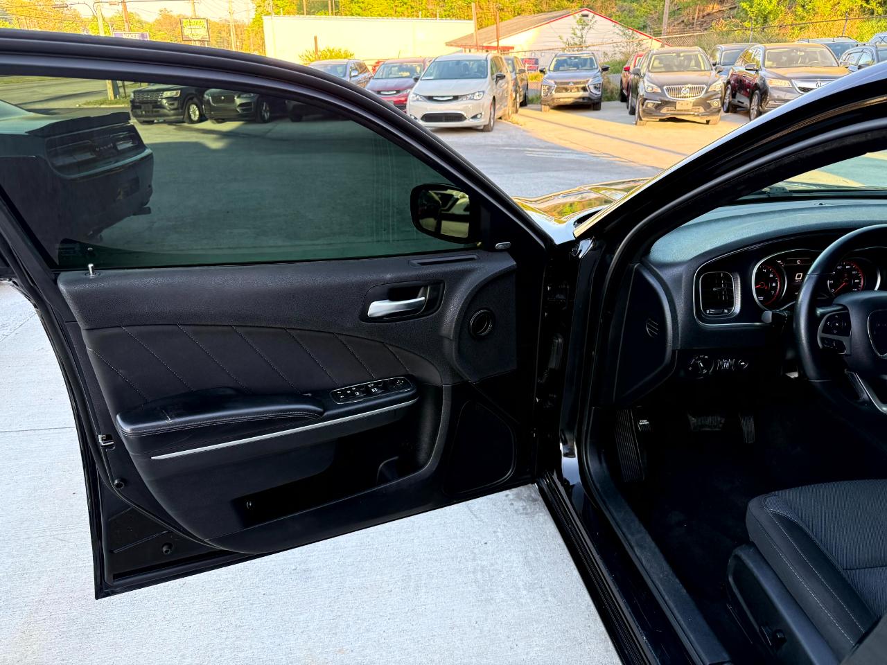 Dodge Charger SXT 2017