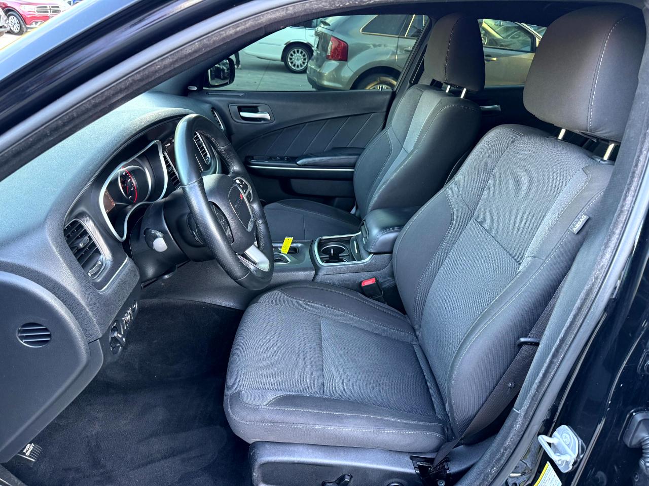 Dodge Charger SXT 2017