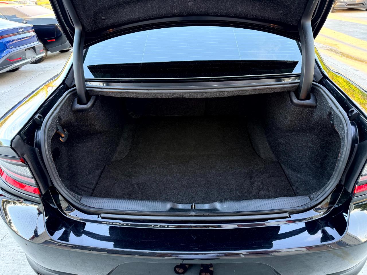 Dodge Charger SXT 2017