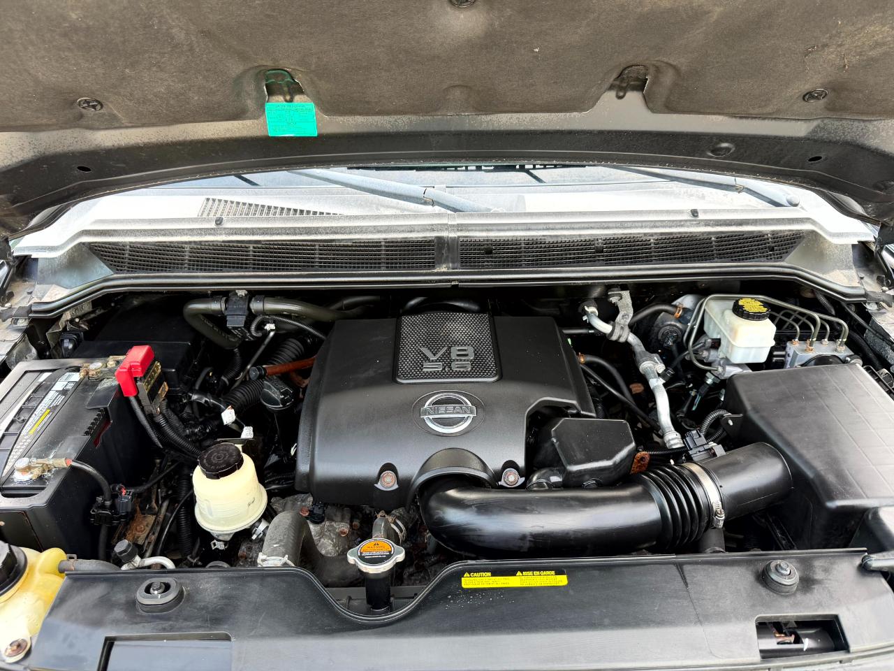 Nissan Titan XE King Cab 4WD SWB 2010