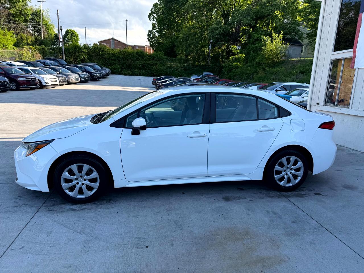 Toyota Corolla LE 2022