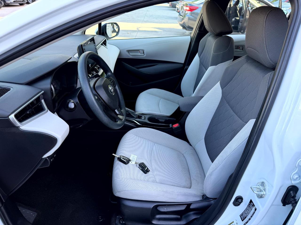 Toyota Corolla LE 2022