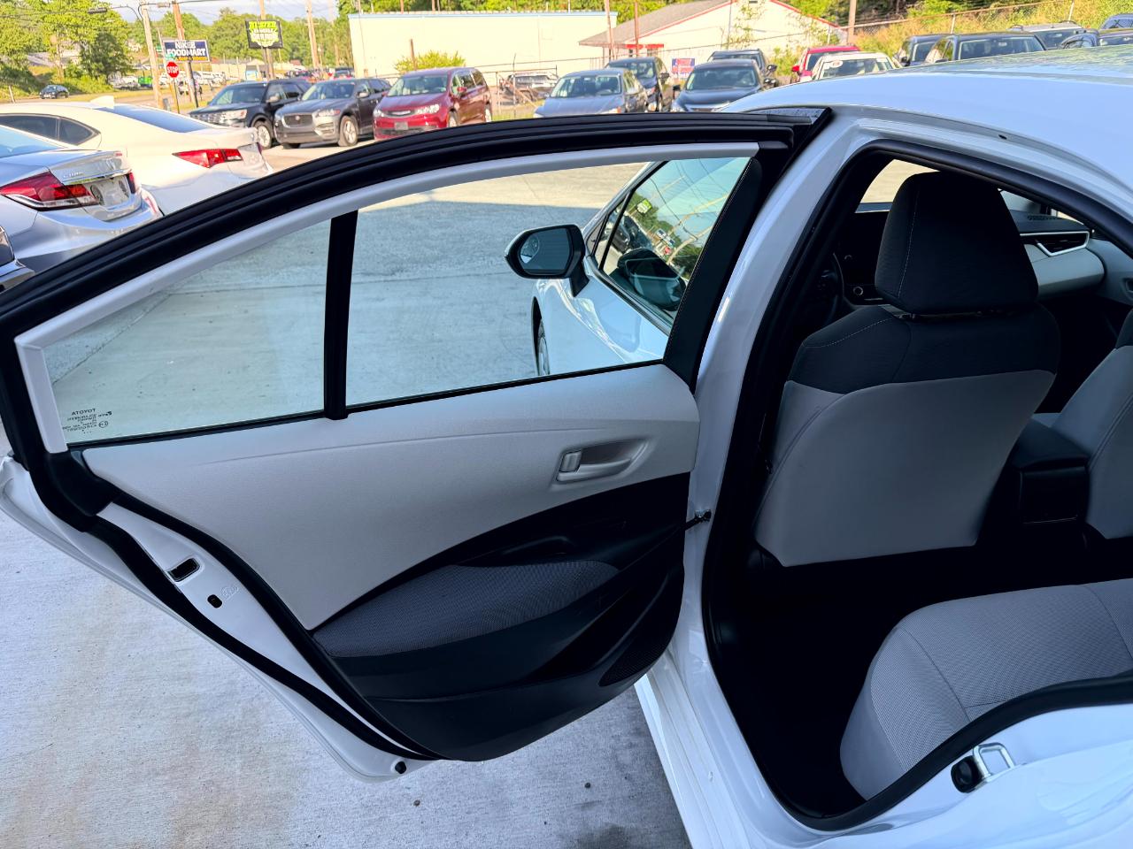 Toyota Corolla LE 2022