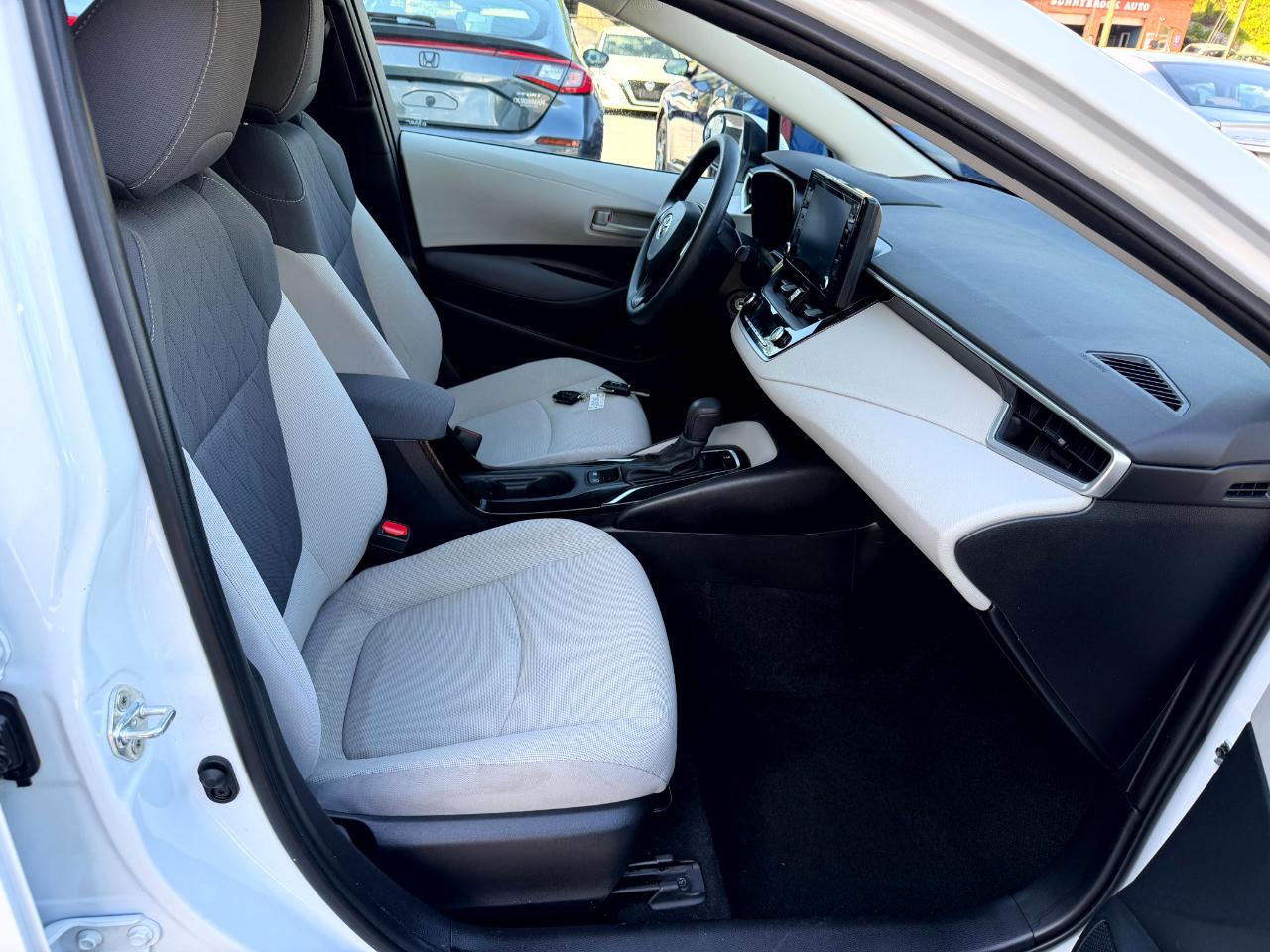 Toyota Corolla LE 2022