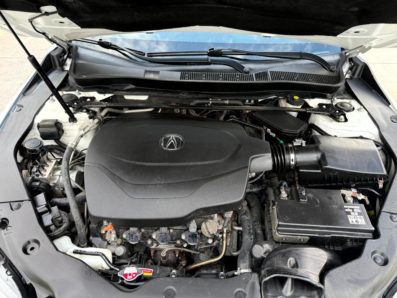 Acura TLX 9-Spd AT 2017
