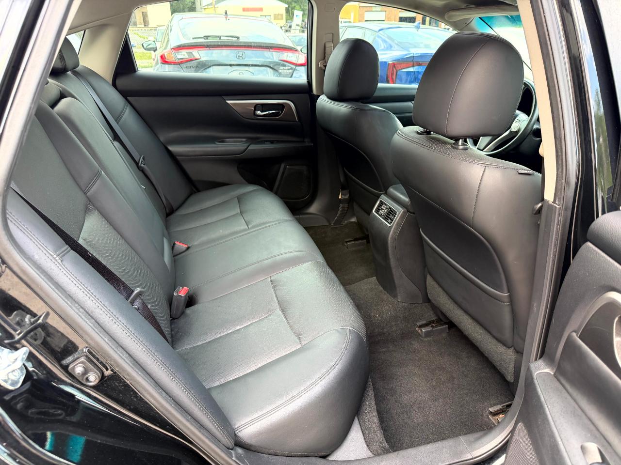 Nissan Altima 2.5 SV 2015