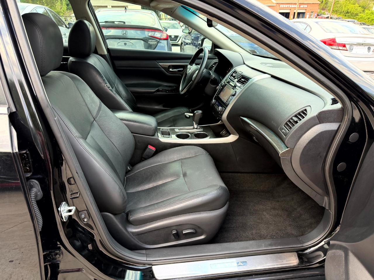 Nissan Altima 2.5 SV 2015