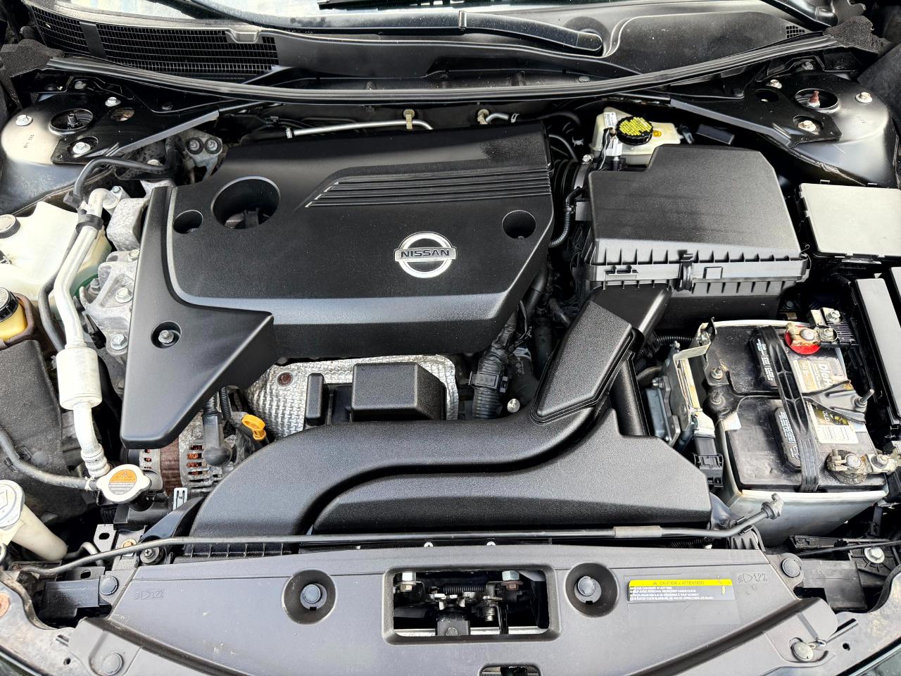Nissan Altima 2.5 SV 2015